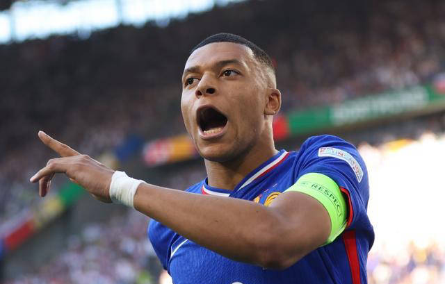 奥地利联赛黑马球队逆袭踏破横空