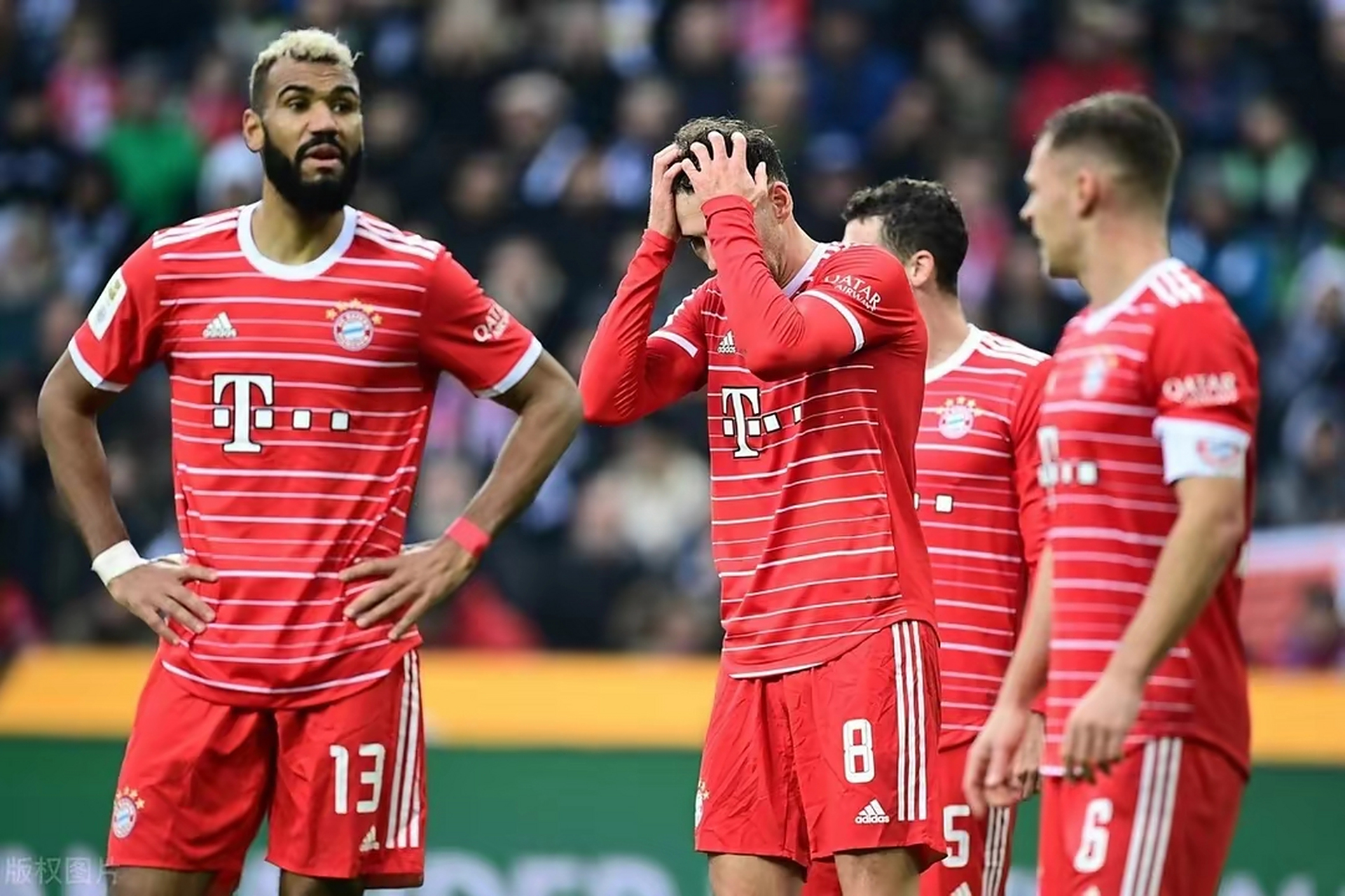 拜仁慕尼黑主场1-0战胜门兴格拉德巴赫,提前两轮夺得德甲冠军 拜仁慕尼黑主场1-0战胜门兴格拉德巴赫,提前两轮夺得德甲冠军