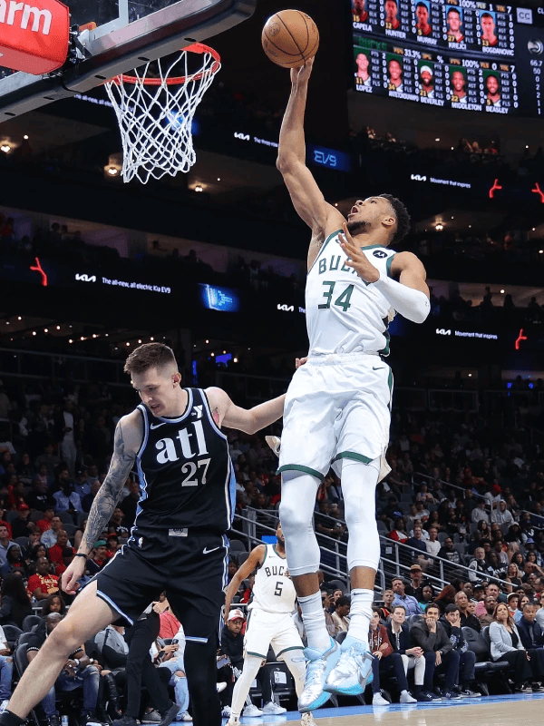 雄鹿客场不敌活塞，遭遇两连败